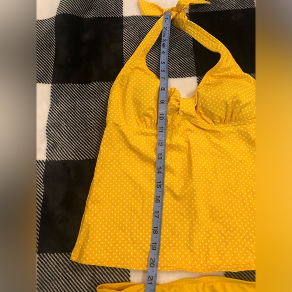 Lands’ End Yellow Tankini swim top with ruched swim bottoms.Women’s size 6. NEW! - Picture 5 of 8